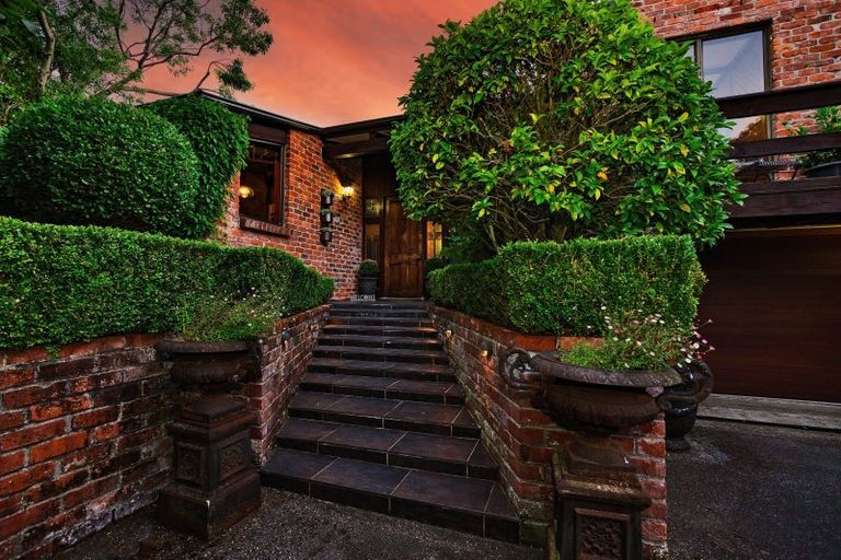 Photo of property in 93 Gala Street, Queens Park, Invercargill, 9810