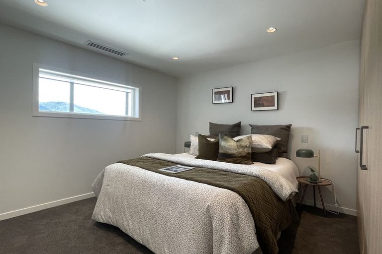 Photo of property in 71 Haven Road, Nelson, 7010