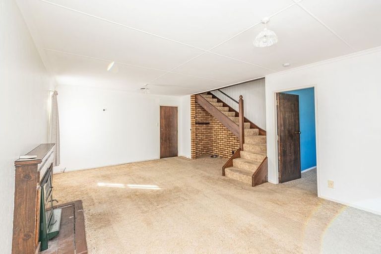 Photo of property in 22 Waitere Street, Marton, 4710