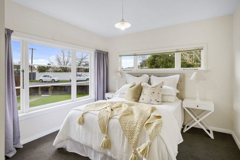 Photo of property in 12 Truro Street, Sumner, Christchurch, 8081