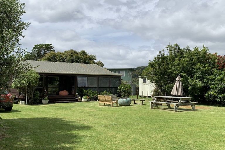 Photo of property in 10 Morrison Road, Matapouri, Whangarei, 0173