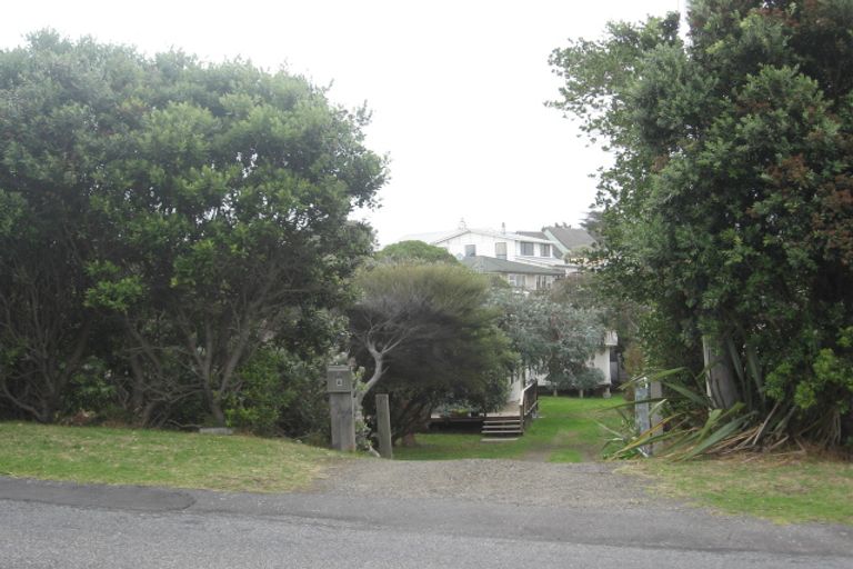 Photo of property in 8 Jeep Road, Raumati South, Paraparaumu, 5032