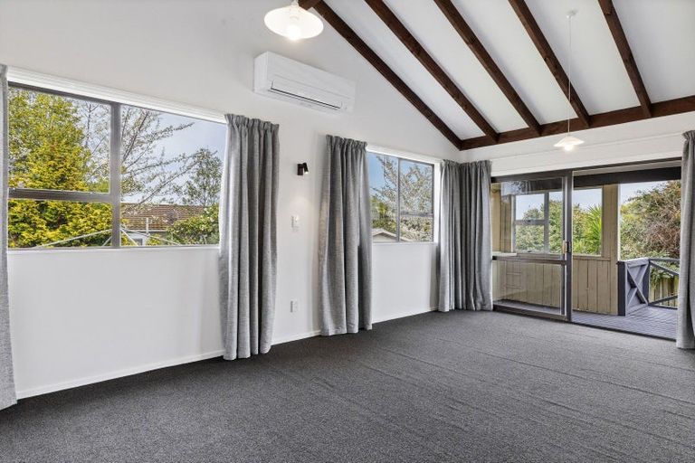 Photo of property in 2 Gladstone Grove, Richmond Heights, Taupo, 3330