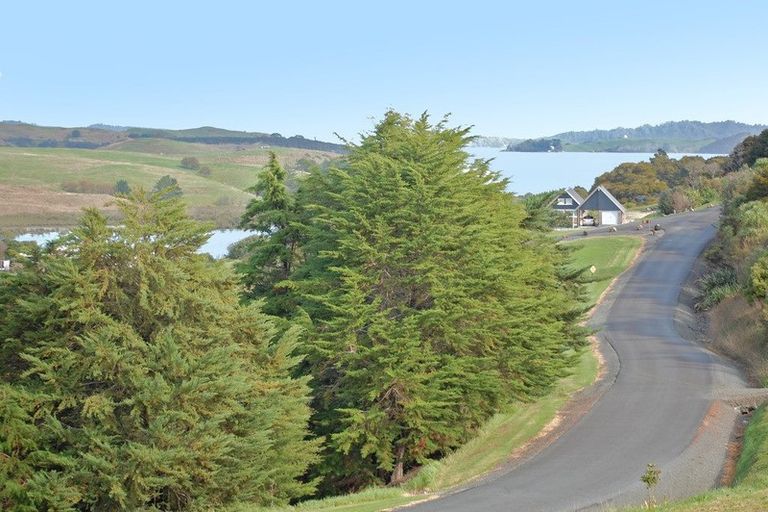 Photo of property in 144 Takahoa Drive, Kaiwaka, 0573