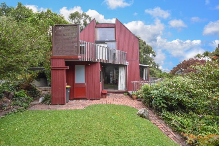 Photo of property in 26 Jane Street, Macandrew Bay, Dunedin, 9014