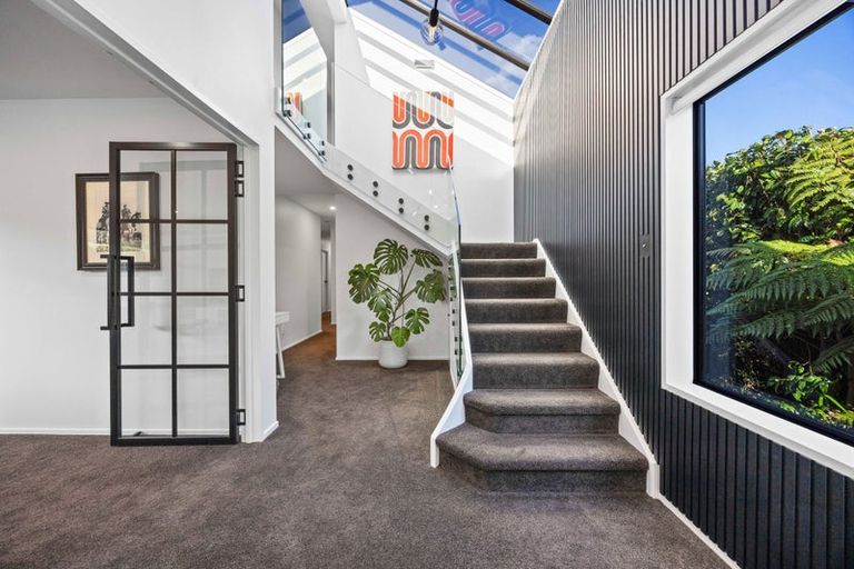 Photo of property in 4 Wairarapa Terrace, Merivale, Christchurch, 8014