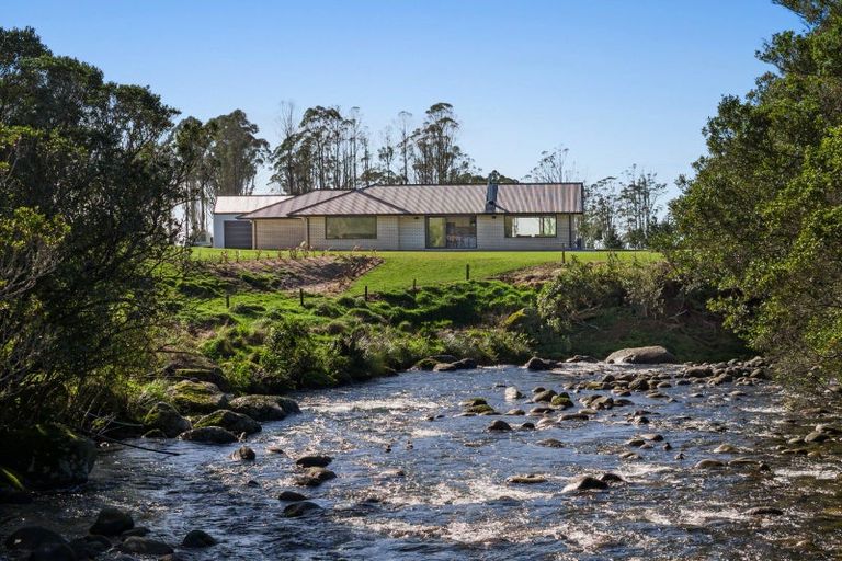 Photo of property in 543 Alfred Road, Kaimiro, 4386