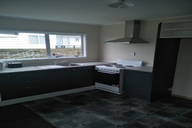 Photo of property in 1/24 Solveig Place, Randwick Park, Auckland, 2105