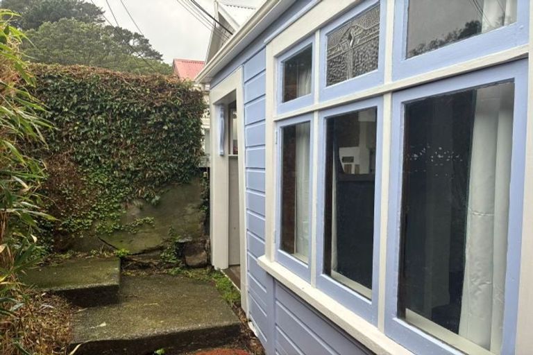 Photo of property in 106 Mein Street, Newtown, Wellington, 6021