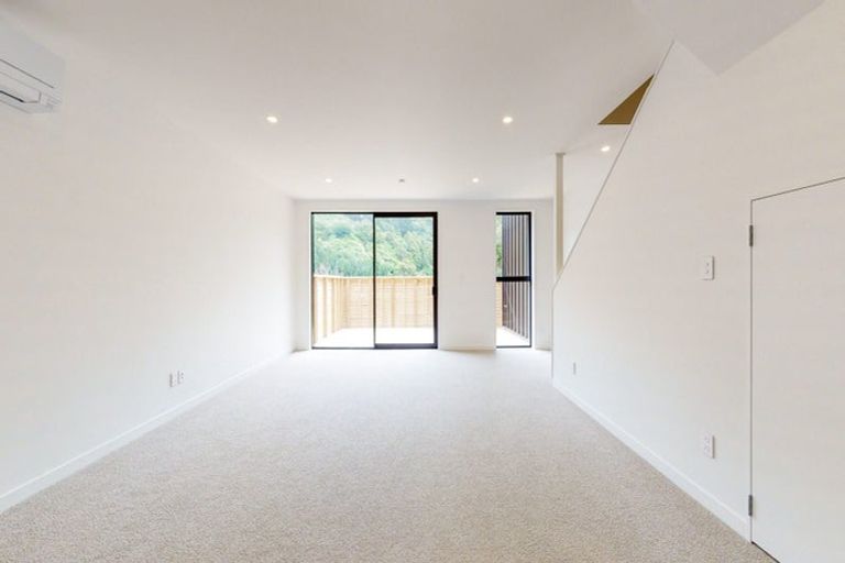 Photo of property in 55 Rua Kai Way, Brooklyn, Wellington, 6021