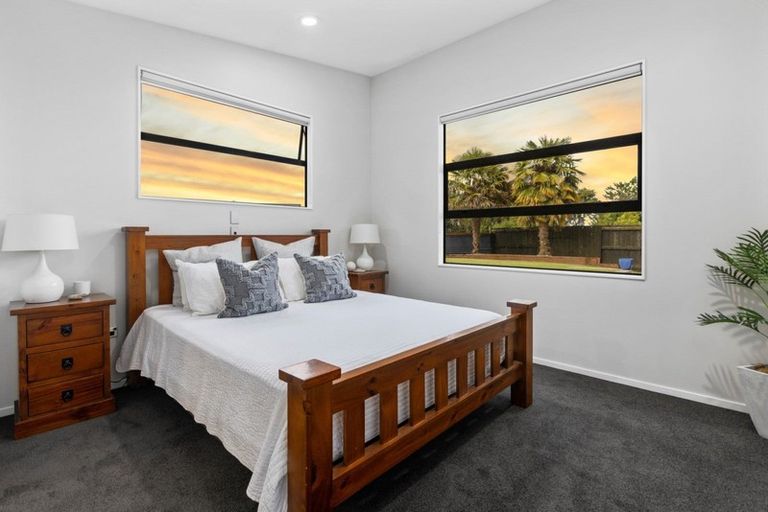 Photo of property in 32 Grantston Drive, Pyes Pa, Tauranga, 3112