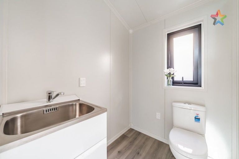 Photo of property in 18d Norana Road, Maoribank, Upper Hutt, 5018