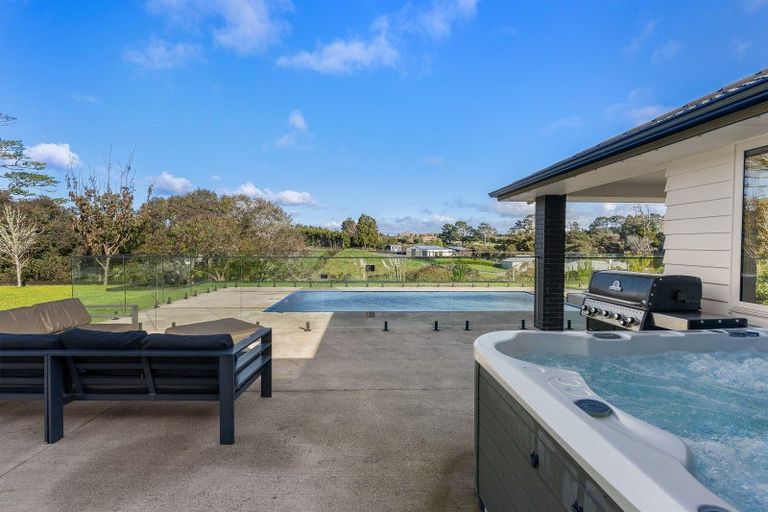 Photo of property in 43e Terry Smyth Drive, Kumeu, 0892
