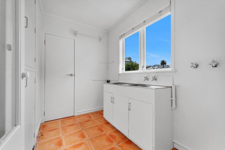 Photo of property in 29 Queens Parade, Devonport, Auckland, 0624