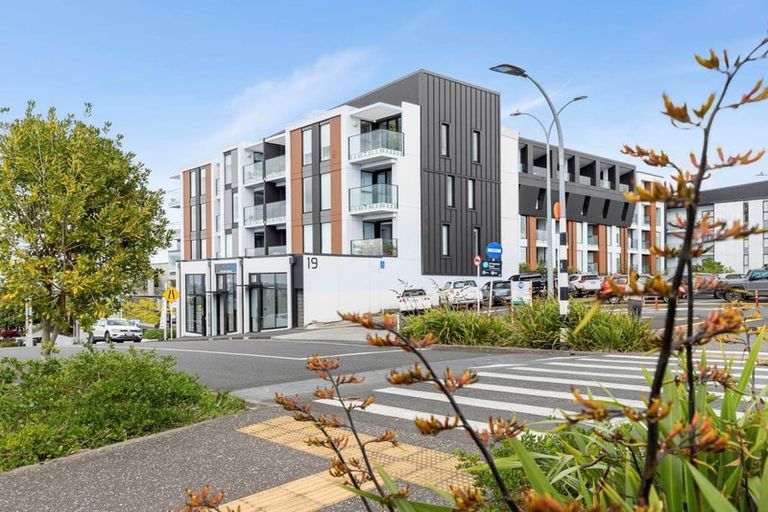 Photo of property in 414/19 Rawene Road, Birkenhead, Auckland, 0626