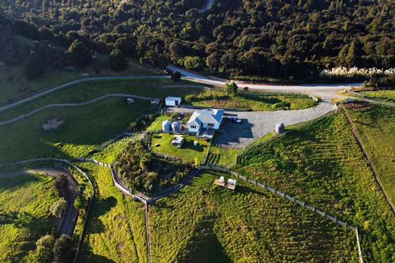 Photo of property in 1264 Millbrook Road, Taipuha, Paparoa, 0571