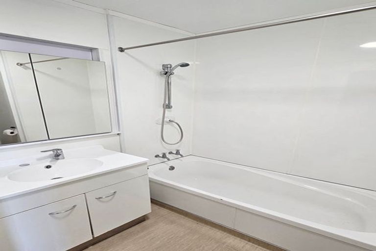 Photo of property in 80 Stapleford Crescent, Browns Bay, Auckland, 0630