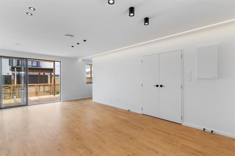 Photo of property in 55 Opoka Street, Papakura, 2110