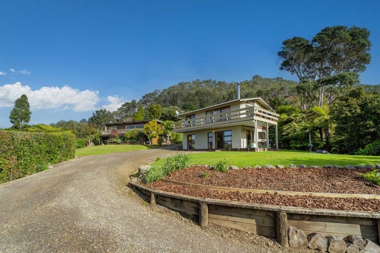 Photo of property in 39 Grange Road, Hahei, Whitianga, 3591
