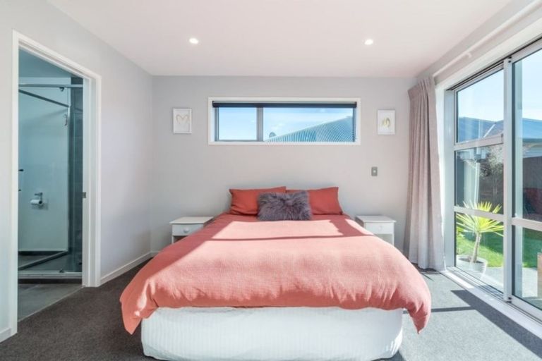 Photo of property in 37 William Nicholls Drive, Belfast, Christchurch, 8051