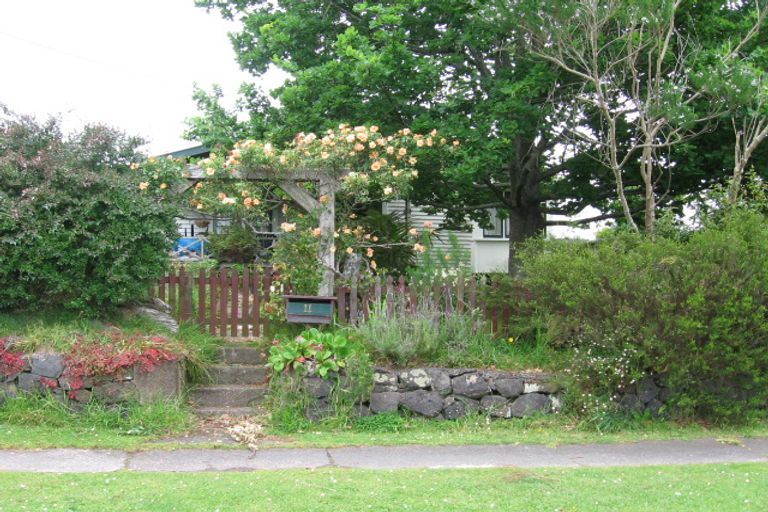 Photo of property in 1/11 Clayburn Road, Glen Eden, Auckland, 0602