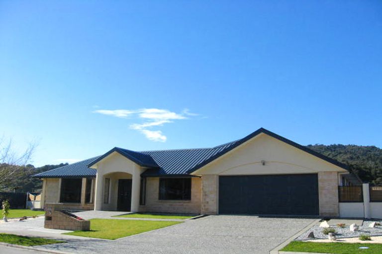 Photo of property in 9 Westvale Drive, Greymouth, 7805