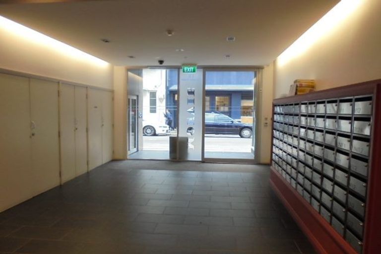 Photo of property in Monvie Apartments, 112/15 Holland Street, Te Aro, Wellington, 6011