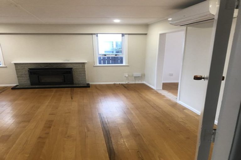 Photo of property in 7 Winton Street, Paraparaumu Beach, Paraparaumu, 5032