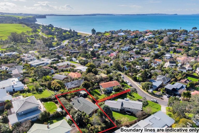 Photo of property in 8 Long Bay Drive, Torbay, Auckland, 0630