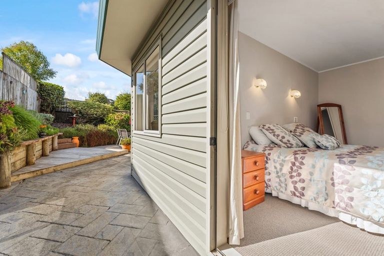 Photo of property in 16 Palmgreen Court, Stanmore Bay, Whangaparaoa, 0932