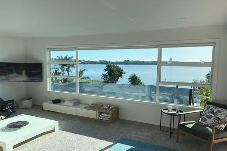 Photo of property in 1/49 Lake View Road, Takapuna, Auckland, 0622