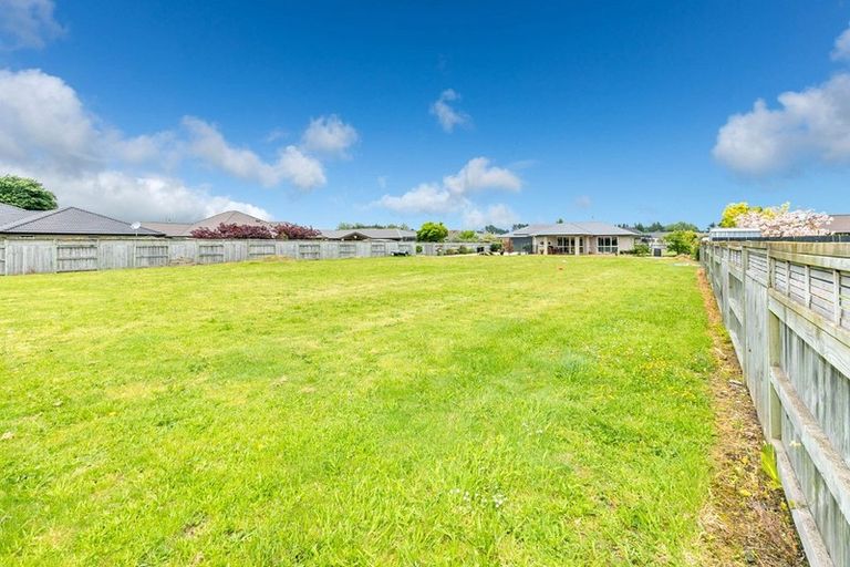 Photo of property in 19 Plescher Crescent, Leamington, Cambridge, 3432