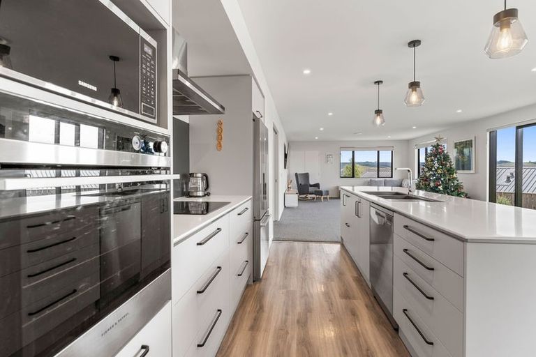 Photo of property in 50 Katania Heights, Brightwater, 7022