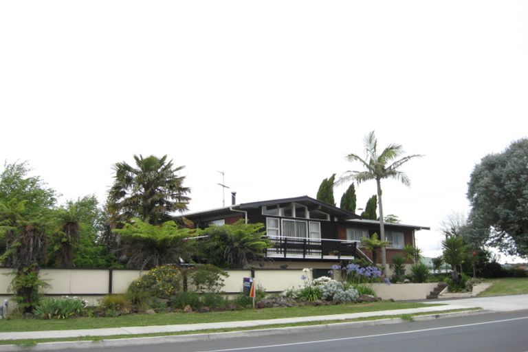 Photo of property in 194 Queen Street, Pukekohe, 2120