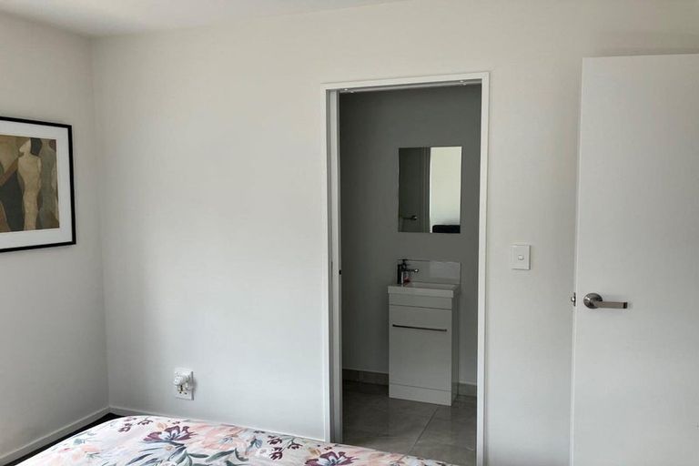 Photo of property in 5 Verlamio Lane, Edgeware, Christchurch, 8013