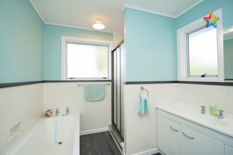 Photo of property in 53 Cargill Street, Waikiwi, Invercargill, 9810