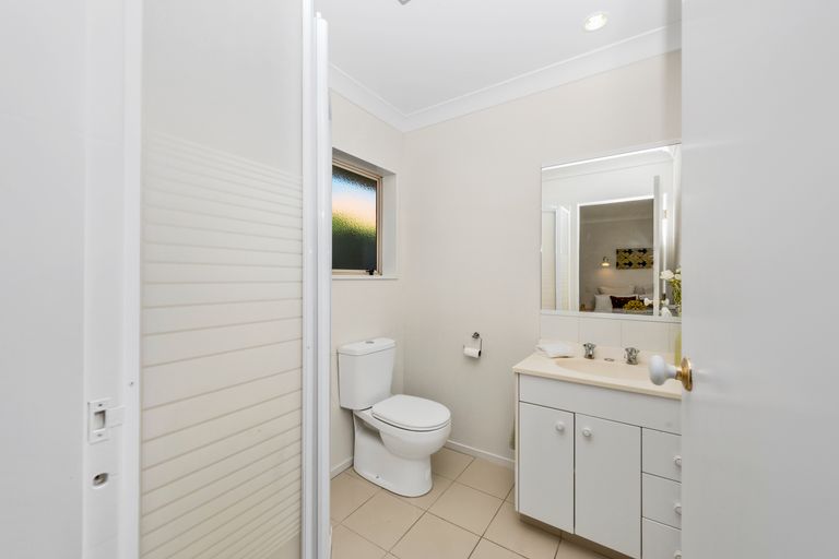 Photo of property in 4 Kalmia Dell, Mount Maunganui, 3116