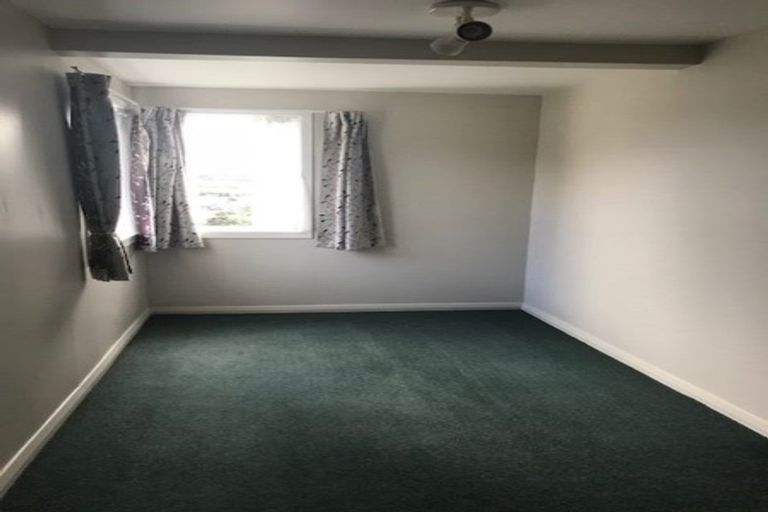 Photo of property in 26 Elphinstone Avenue, Strathmore Park, Wellington, 6022