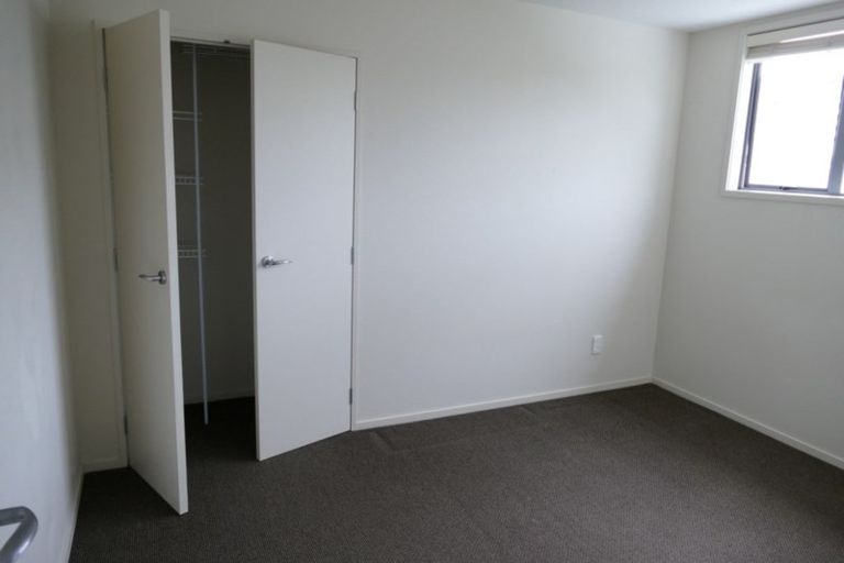 Photo of property in 630 Beach Road, Browns Bay, Auckland, 0630