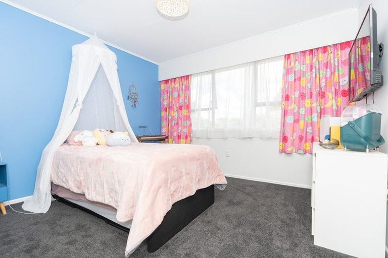 Photo of property in 54 Morrow Avenue, St Andrews, Hamilton, 3200