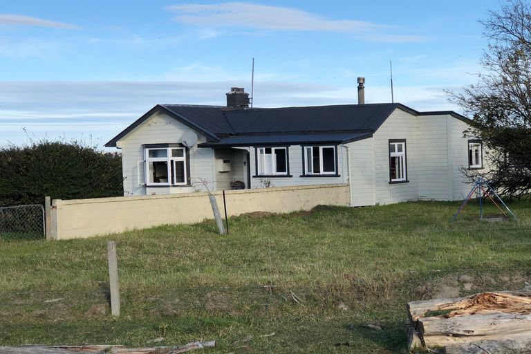 Photo of property in 69 Mchardy Road, Sutton, Middlemarch, 9597