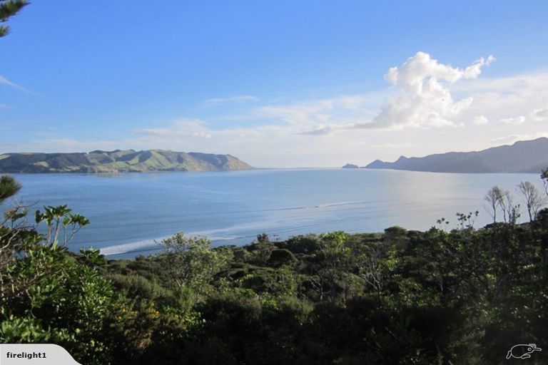 Photo of property in 95 Cornwallis Road, Cornwallis, Auckland, 0604