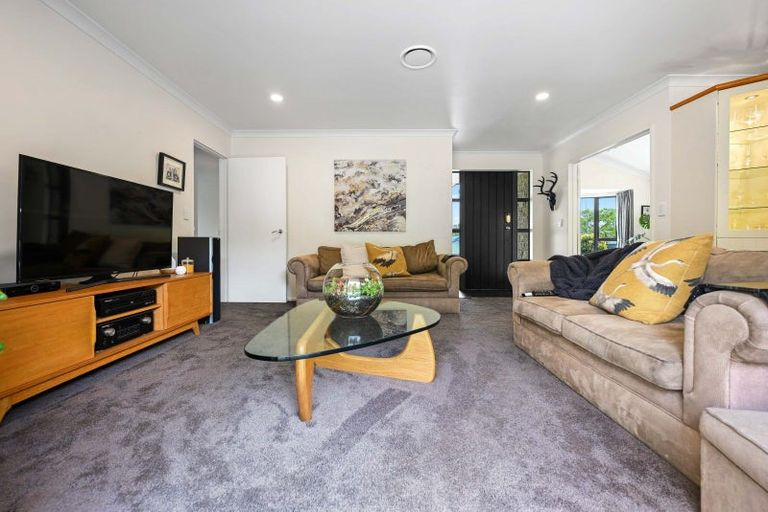 Photo of property in 3 Palm Grove Drive, Western Heights, Hamilton, 3200