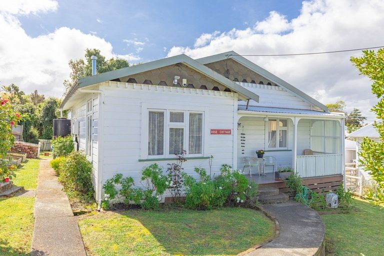 Photo of property in 4 Willis Street, Marton, 4710