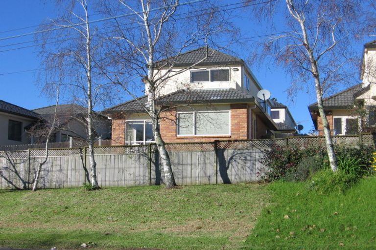 Photo of property in 49c Redoubt Road, Goodwood Heights, Auckland, 2105