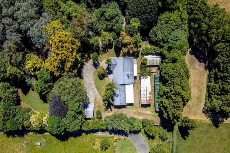 Photo of property in 1252 Devon Road, Sentry Hill, New Plymouth, 4373
