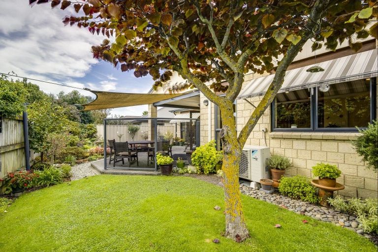 Photo of property in 219 Frimley Oaks, Frimley, Hastings, 4120