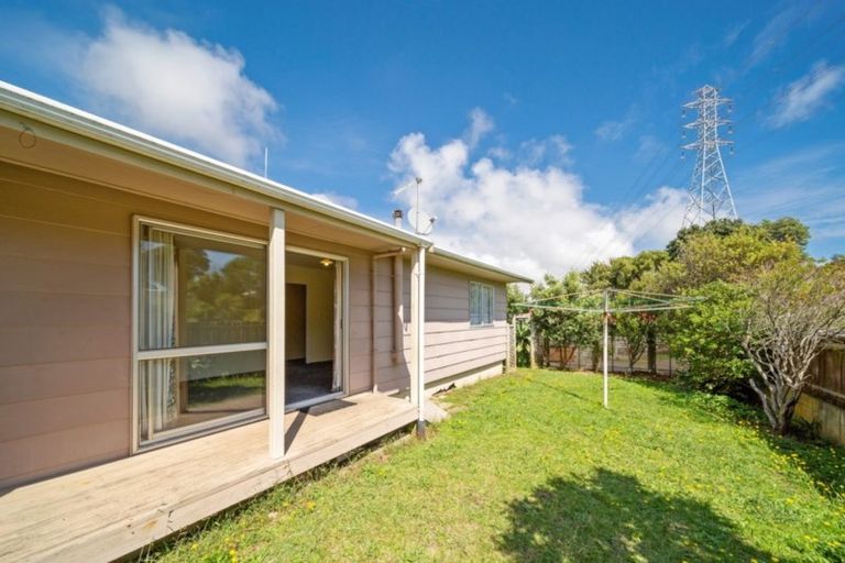 Photo of property in 1/25 Tahurangi Place, Spotswood, New Plymouth, 4310