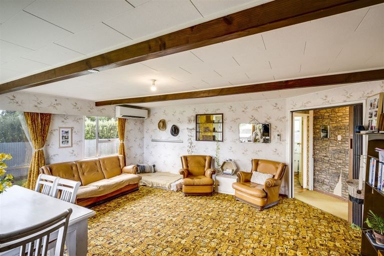 Photo of property in 155 School Road, Clive, 4102