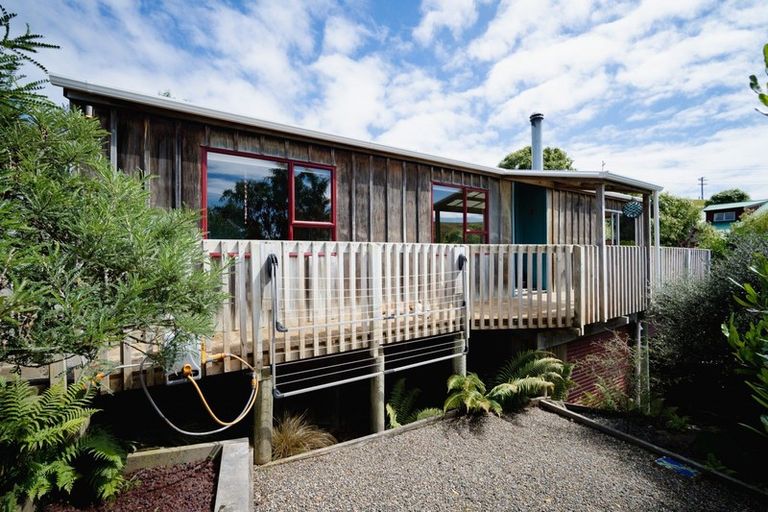 Photo of property in 39 Harington Point Road, Portobello, Dunedin, 9014